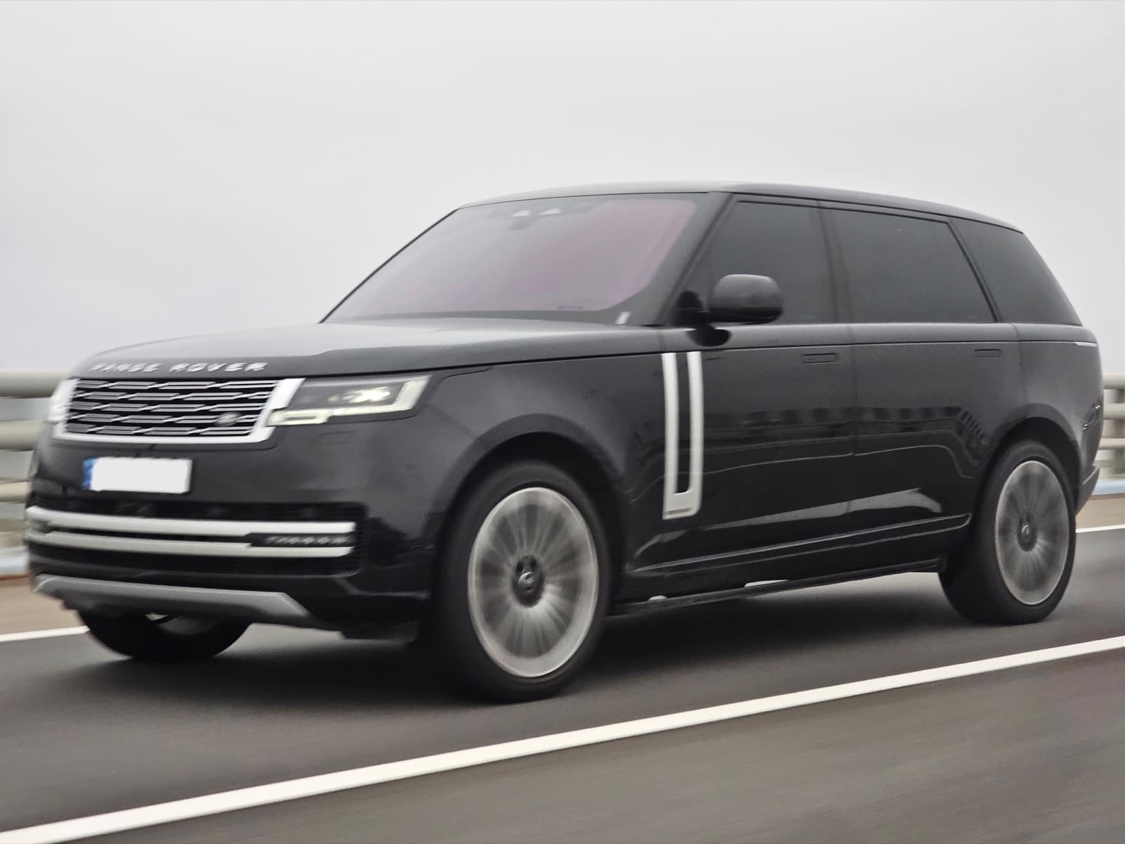 2023 Land Rover Range Rover Autobiography